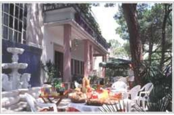 Itālija Hotel Riccione, Eksterjers