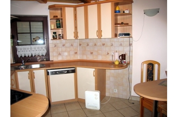 Pologne Chata Rakowo, Extérieur