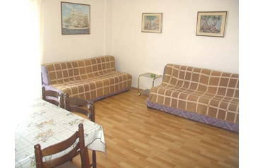 Horvaatia Privát Sućuraj, Eksterjöör