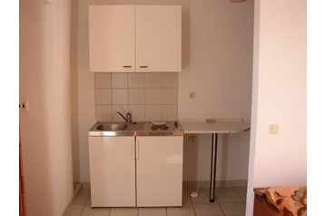 Chorvatsko Privát Zubovići, Exteriér