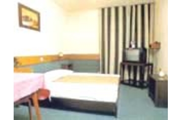 Словения Hotel Любляна / Ljubljana, Екстериор