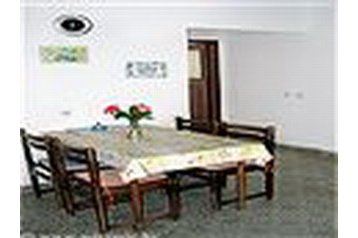 Kroatia Privát Gdinj, Eksteriør