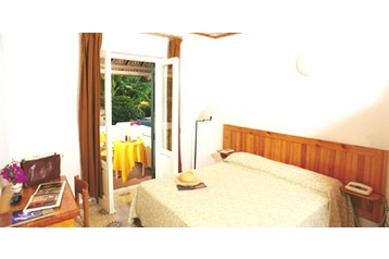 Италия Hotel Forio, Экстерьер