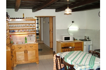 Ungarn Chata Farkasfa, Eksteriør