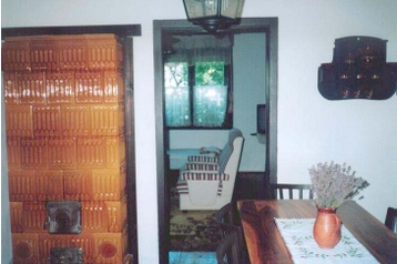 Ungarn Chata Vértessomló, Exterieur