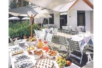 Italija Hotel Rimini, Eksterjeras