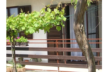 Kroatia Privát Pula, Eksteriør