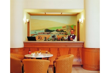 Italija Hotel Napoli, Eksterijer