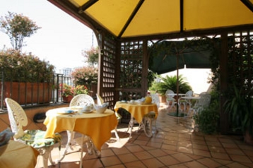 Włochy Hotel Neapol / Napoli, Zewnątrz