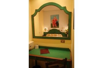 Włochy Hotel Neapol / Napoli, Zewnątrz