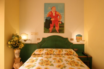 Italia Hotel Napoli, Eksteriør