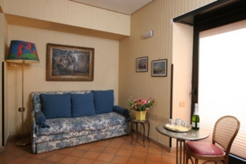 Italia Hotel Napoli, Eksteriør