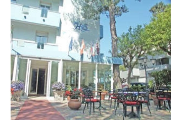 Italia Hotel Riccione, Exteriorul