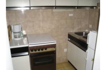 Croacia Byt Banjole, Exterior