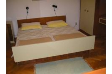 Croatie Byt Banjole, Extérieur