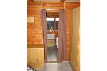 Cehia Bungalov Strakonice, Exteriorul