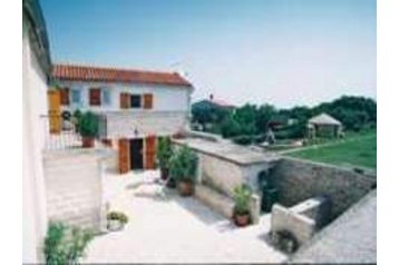 Chorwacja Chata Kavran, Zewnątrz