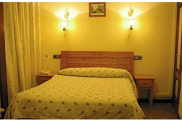 Испания Hotel Мадрид / Madrid, Экстерьер