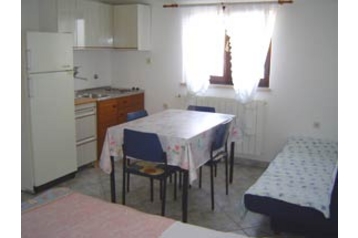 Apartament Pula 1
