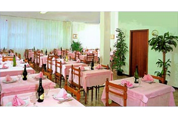 Itaalia Hotel Cesenatico, Eksterjöör