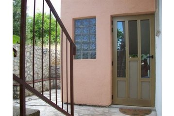 Kroatia Privát Vinišće, Eksteriør