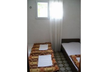 Kroatia Privát Vinišće, Eksteriør