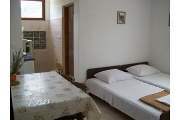 Kroatia Privát Vinišće, Eksteriør