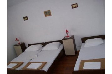 Kroatia Privát Vinišće, Eksteriør