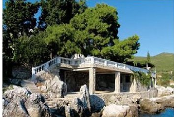 Kroatia Privát Molunat, Eksteriør