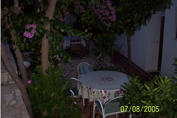 Kroatia Privát Molunat, Eksteriør