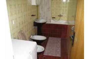 Croaţia Byt Makarska, Exteriorul