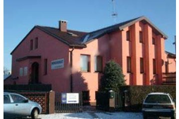 Polonia Penzión Brzeg, Exterior