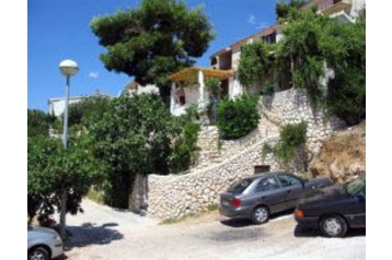 Croacia Byt Pisak, Exterior
