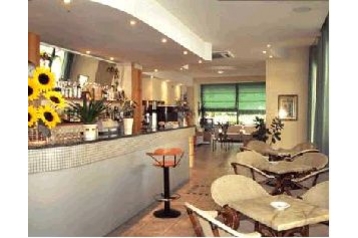 Italia Hotel Cesenatico, Eksteriør