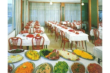 Italija Hotel Cattolica, Eksterjeras