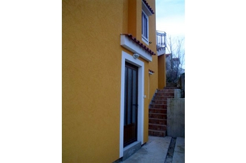 Horvaatia Privát Cres, Eksterjöör