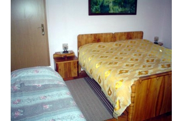 Horvaatia Privát Cres, Eksterjöör