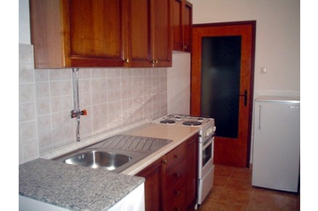 Horvaatia Privát Cres, Eksterjöör