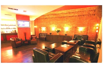 Románia Hotel Bukarest / Bucureşti, Exteriőr