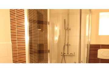 Rumeenia Hotel Bukarest / Bucureşti, Eksterjöör