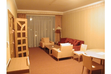 Belorusija Hotel Minsk, Eksterier