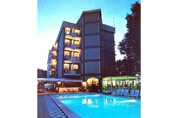 Italija Hotel Cattolica, Eksterijer