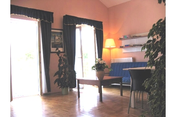 Horvaatia Hotel Pula, Eksterjöör