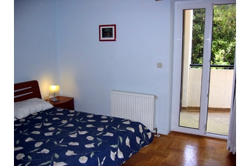 Viesnīca Pula 3