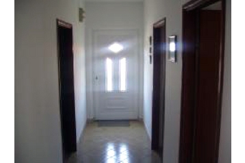 Chorvatsko Byt Pirovac, Exteriér