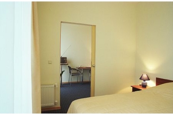 Латвия Hotel Рига / Rīga, Экстерьер