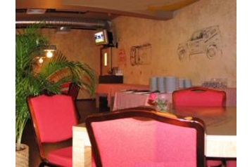 Lettonie Hotel Rīga, Extérieur