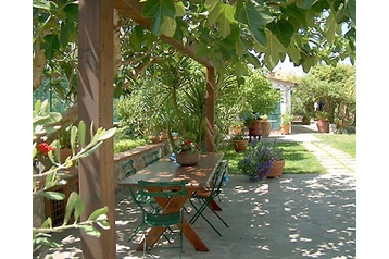 Italien Chata Portoferraio, Exterieur