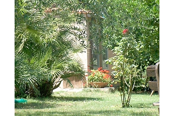 Italien Chata Portoferraio, Exterieur