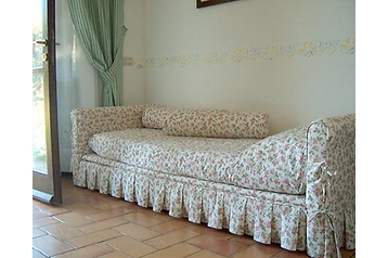Italia Chata Portoferraio, Interno